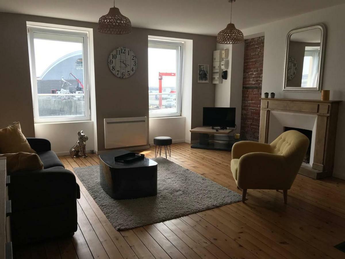 60 Rue Du Port Granville Exterior photo